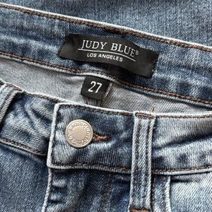 Judy Blue Jeans 27